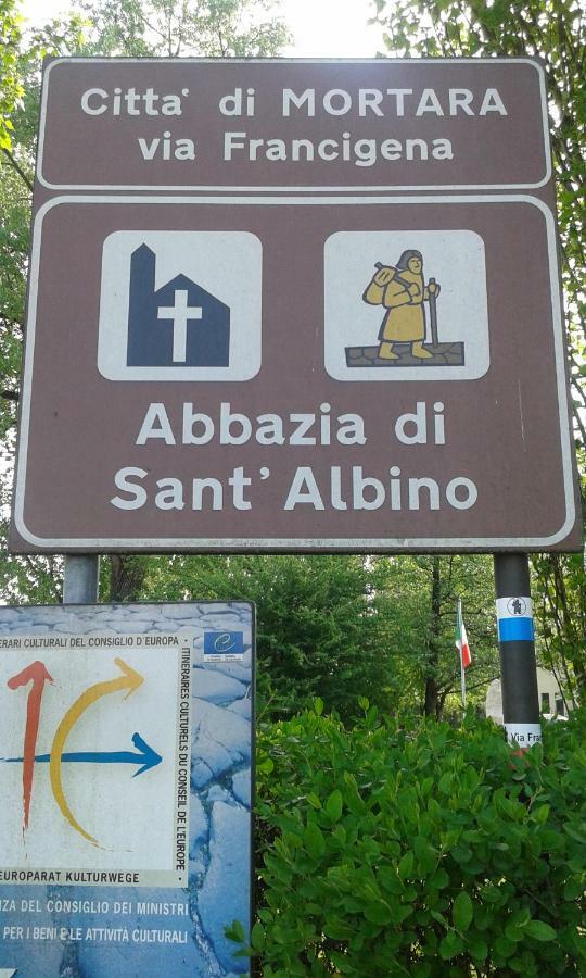 B&B Antica Corte Lombarda Mortara Esterno foto