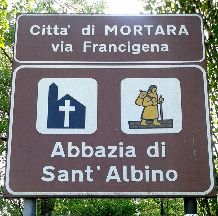 B&B Antica Corte Lombarda Mortara Esterno foto